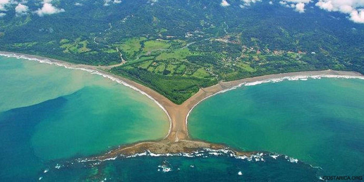 Bahia Ballena Costa Rica Tor zur Halbinsel Osa